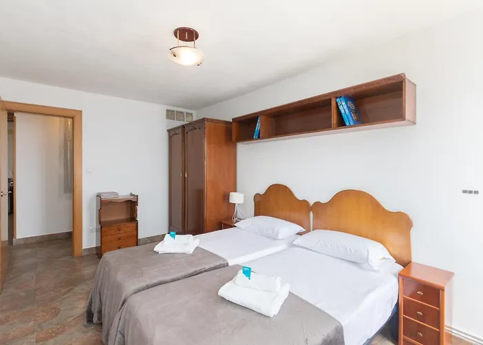 Zeruhaundi - Baskeyrentals Apartment