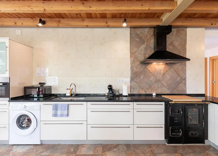 Zeruhaundi - Baskeyrentals Apartment *